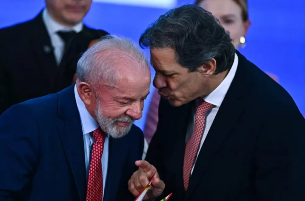 Governo Lula avalia implementação de tarifa zero no transporte público