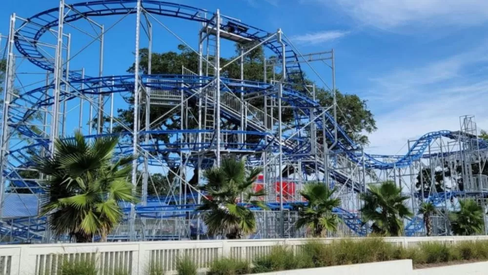 Inauguração da nova montanha-russa do Parque Guanabara é adiada novamente em BH