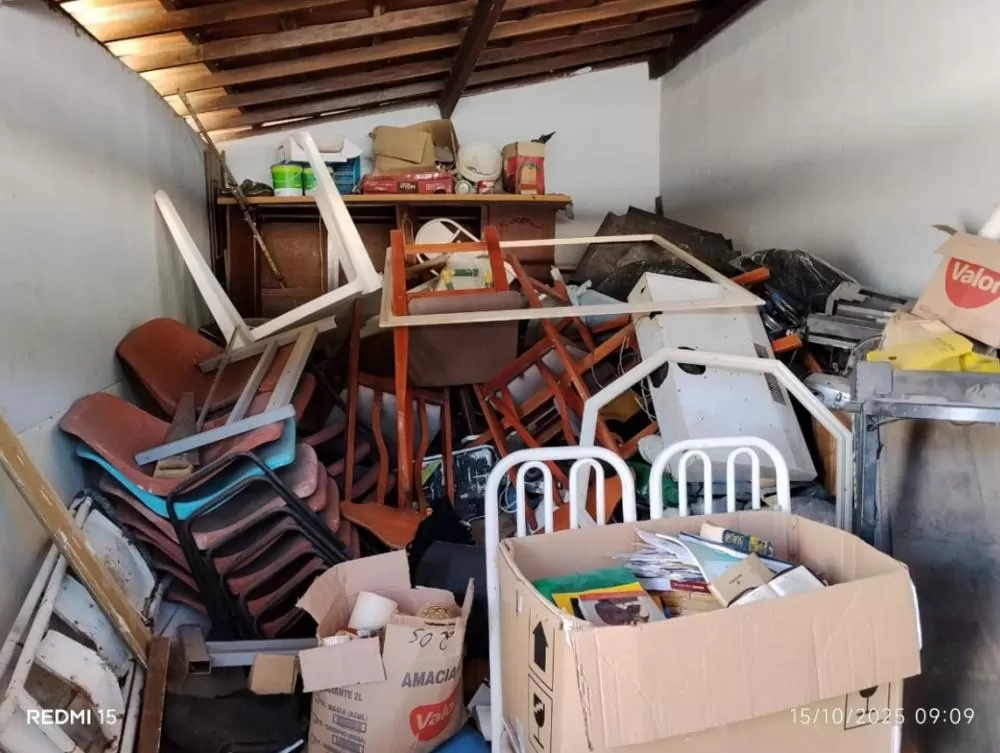 Seis meninos são resgatados de alojamento precário de escolinha de futebol em Formiga