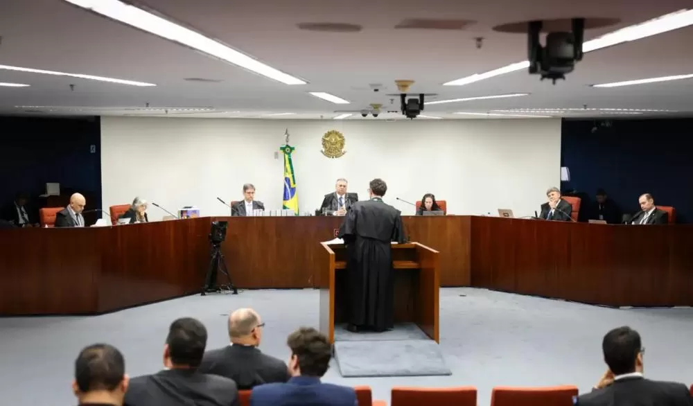 Maioria do STF vota pela condenação de sete réus ligados à trama golpista