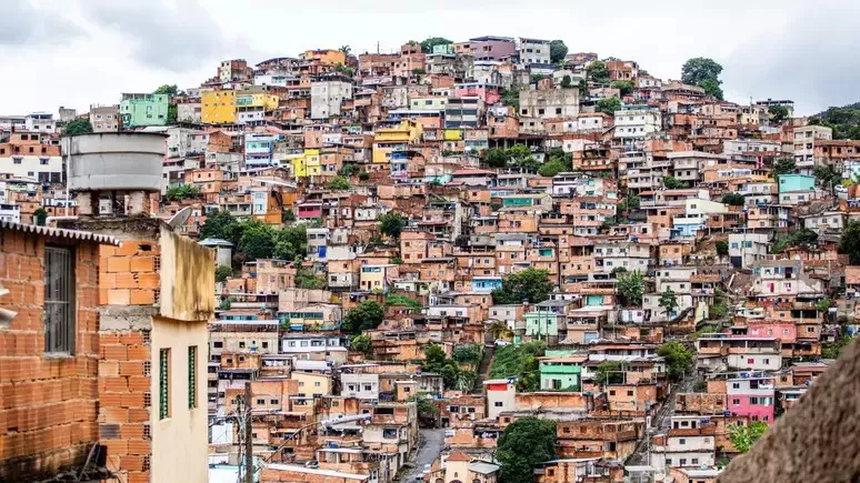 Prefeitura de BH avalia condições de nascentes no Aglomerado da Serra