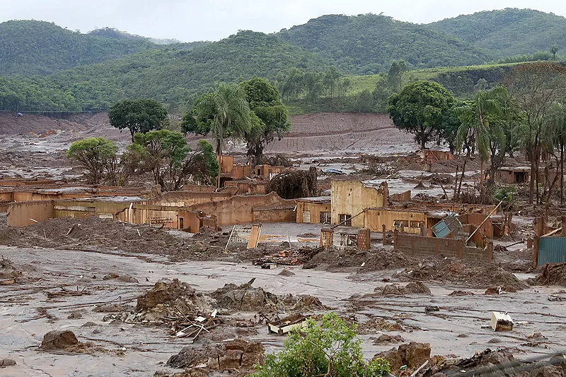 Vale e Samarco mantêm multa de R$ 1,8 bilhão por dedução indevida de tributos após tragédia de Mariana