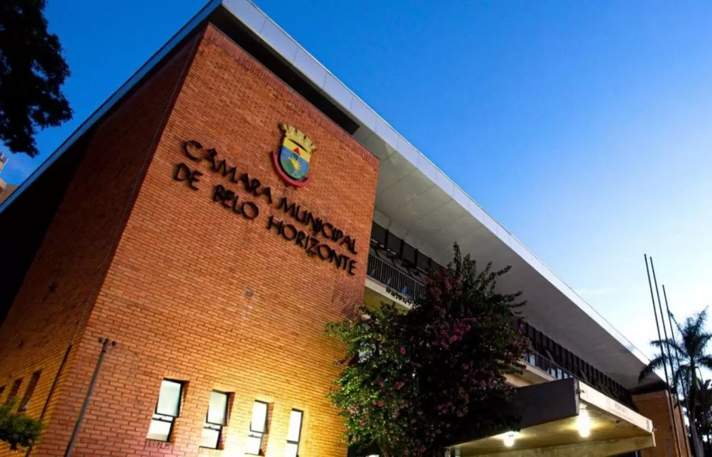 Câmara de BH debate limite à propaganda de ‘bets’ e corte de ISS para atrair empresas