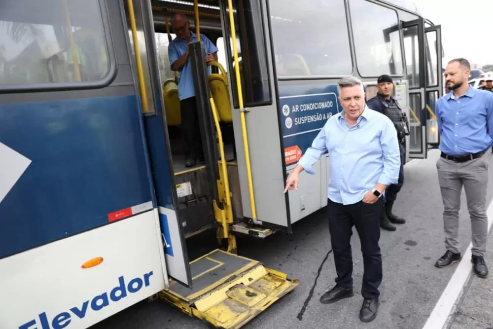 Operação Tolerância Zero identifica falhas em dois terços dos ônibus fiscalizados em Belo Horizonte