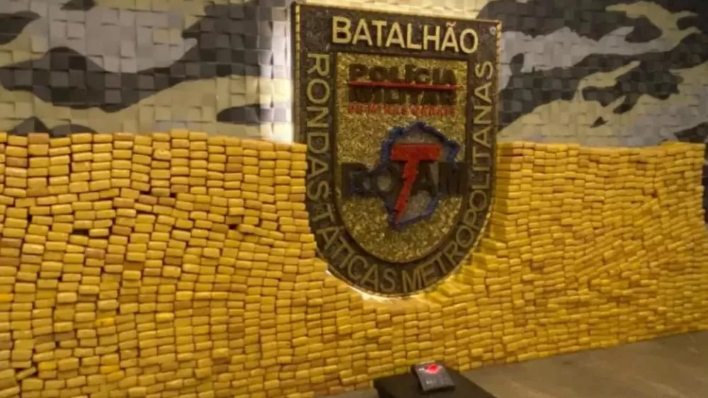 Casal é preso em Contagem com mais de 1,5 tonelada de maconha