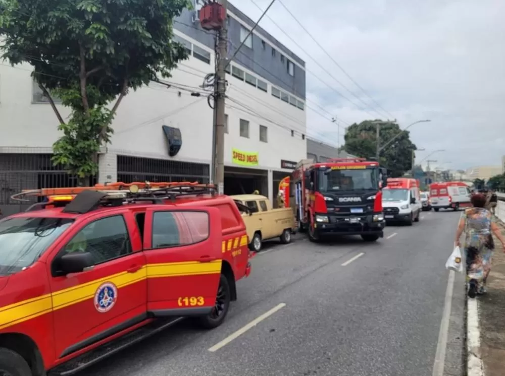 Explosão de gás em restaurante deixa homem gravemente ferido em Belo Horizonte