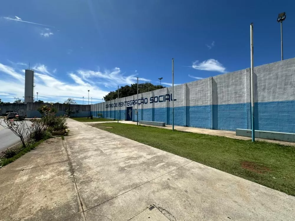 Temporal também provocou quedas de árvores, na tarde desta quarta-feira (14), em Santa Luzia