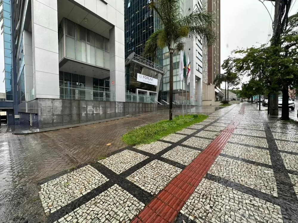 Justiça determina o retorno das escolas cívico-militares em Minas Gerais