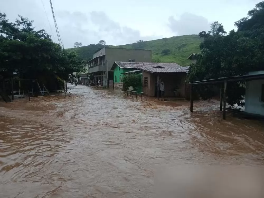 Divulgação Defesa Civil / Pescador 