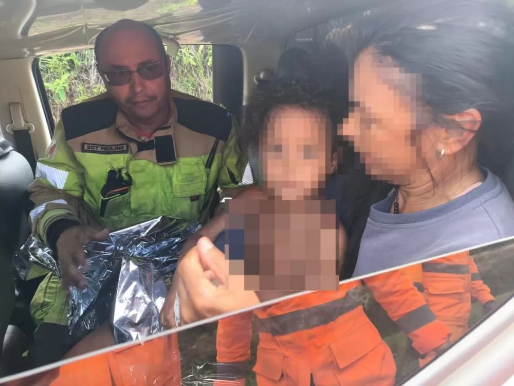 Alívio e emoção marcam reencontro de menina de 4 anos após dias de angústia em Jeceaba
