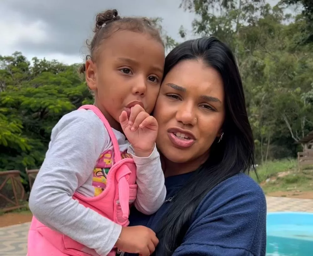 Mãe de Alice agradece apoio nas redes sociais após reencontro em Jeceaba