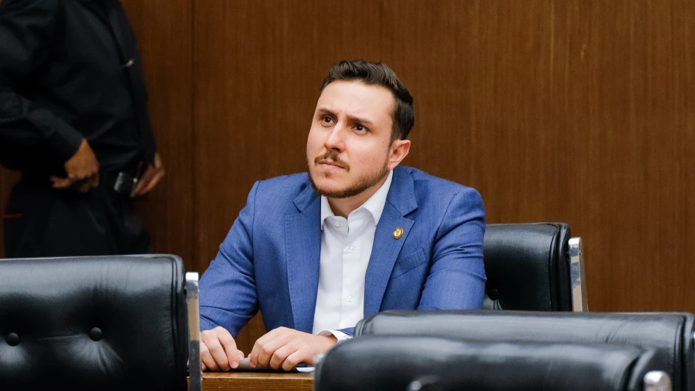 Processo contra Lucas Ganem é interrompido após liminar judicial na Câmara de BH 