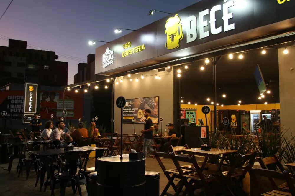 Becê Espeteria: conheça a esquina mais famosa do Vetor Norte