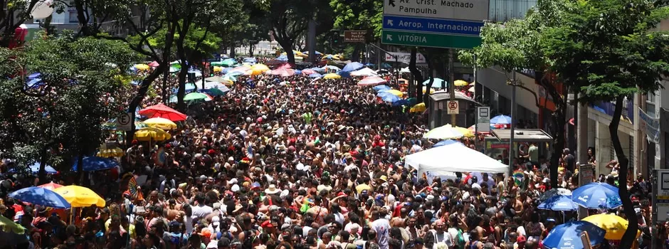 BH se firma como destino do Carnaval e recebe mais turistas do que moradores que deixam a cidade