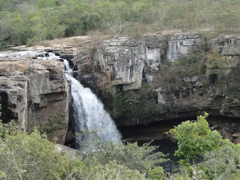 Homem é salvo de afogamento na Cachoeira Três Barras, em Conceição do Mato Dentro