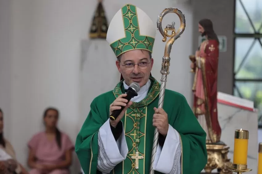 Campanha da Fraternidade 2026 é lançada em Belo Horizonte com foco na crise habitacional