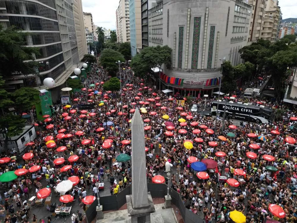 Carnaval em Minas Gerais faz história com 14,9 milhões de foliões e impulsiona economia com quase R$6 bi