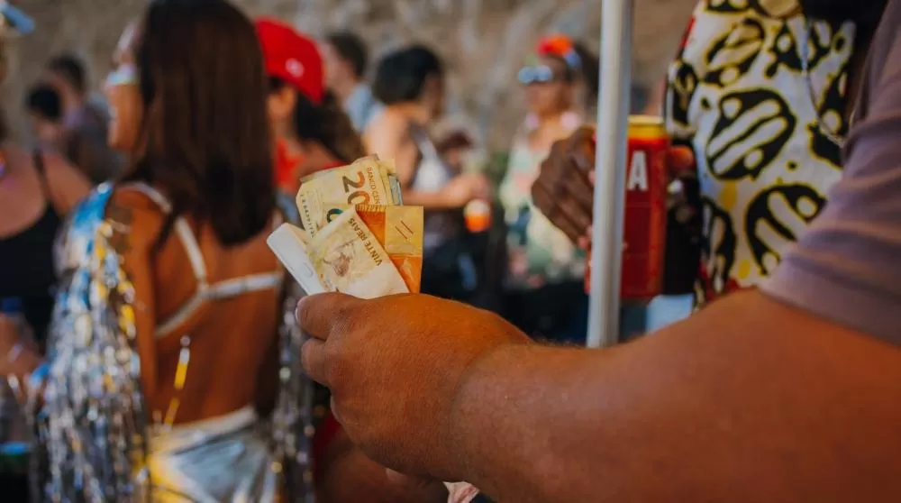 Minas registra 4,5 mil novos MEIs ambulantes de alimentação em 2025