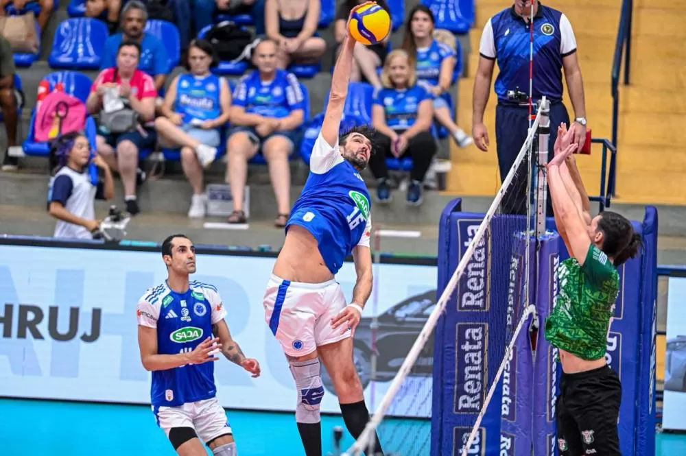 Sada Cruzeiro brilha na estreia e dispara no Sul‑Americano de Vôlei