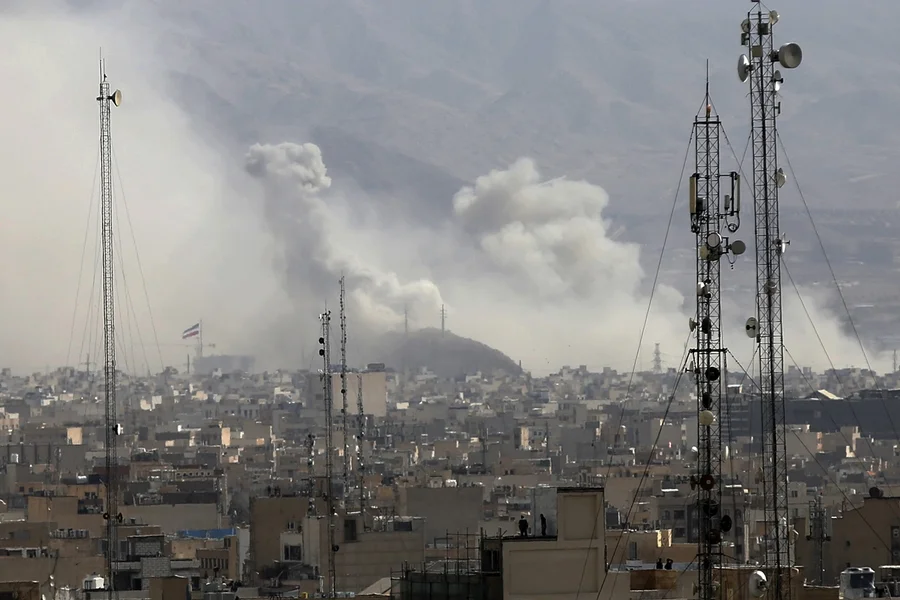 Ataque israelense a escola no Irã deixa ao menos 40 estudantes mortas