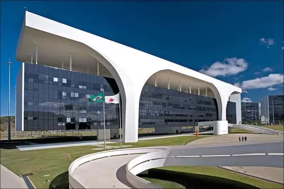 Dívida de Minas se aproxima de R$ 205 bilhões e estado aposta em alívio com o Propag