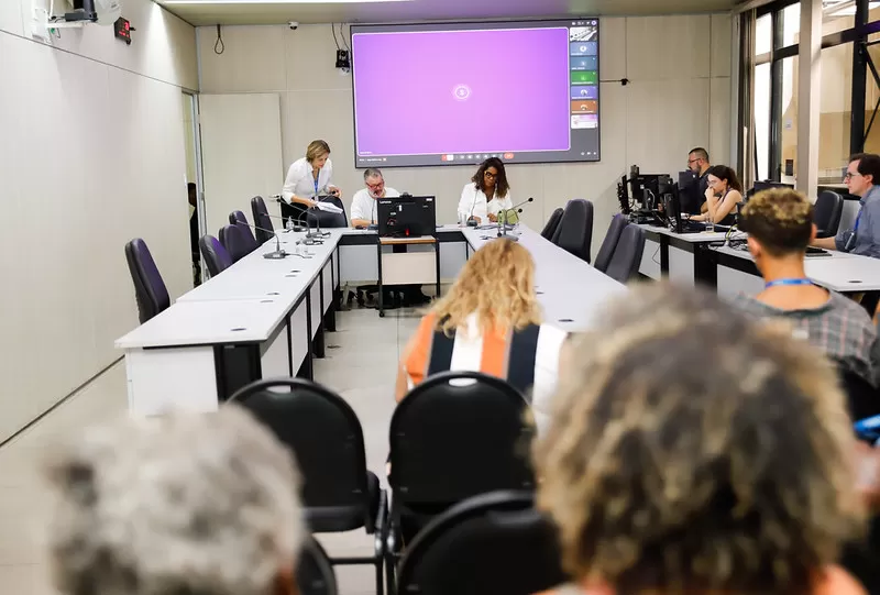 Comissão da Câmara de BH freia projeto que restringe debate de gênero nas escolas