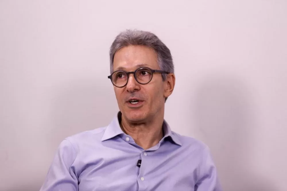 Zema apresentará pedido de impeachment de Alexandre de Moraes com base em conversas vazadas com Vorcaro