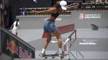 Rayssa Leal cai na última manobra e termina fora do pódio no Mundial de Skate, em SP
