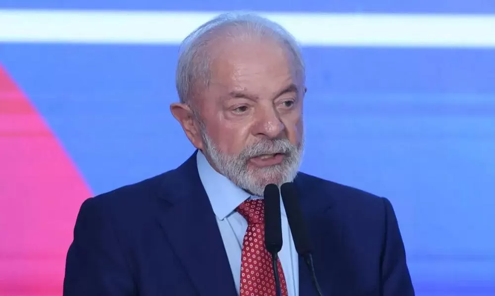 Lula sanciona lei que proíbe interpretações que relativizem estupro de crianças