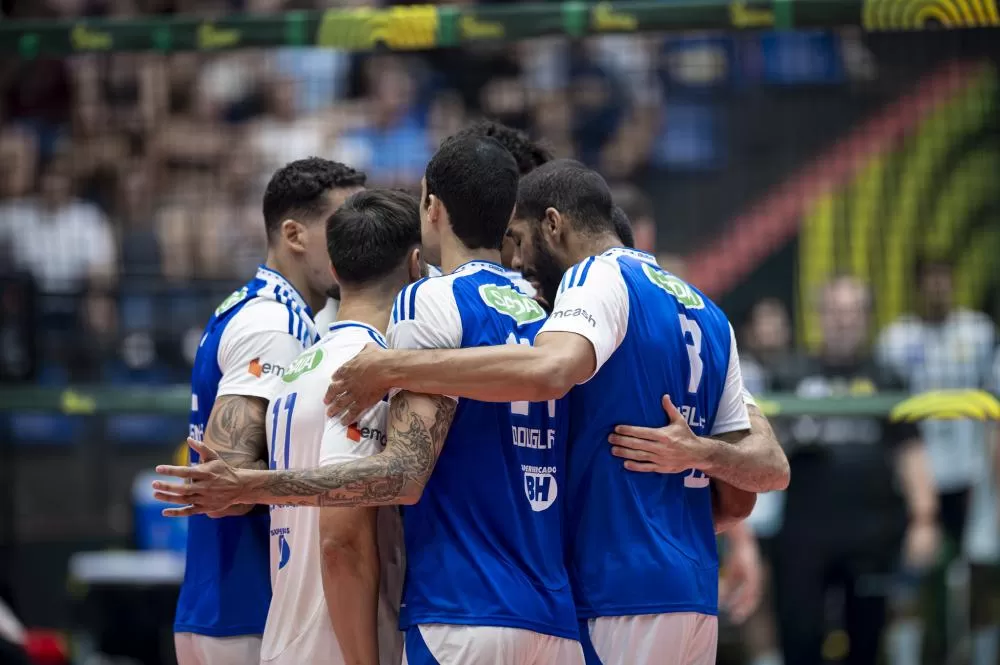 Cruzeiro enfrenta Guarulhos no Riachão pela Superliga Masculina