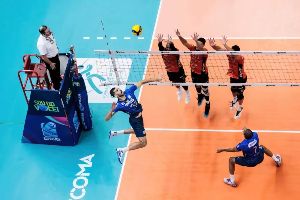 Minas vira sobre o Monte Carmelo e conquista vitória fora de casa na Superliga