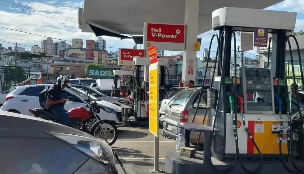 Preço dos combustíveis sobe pela 3ª semana seguida em MG, aponta ANP