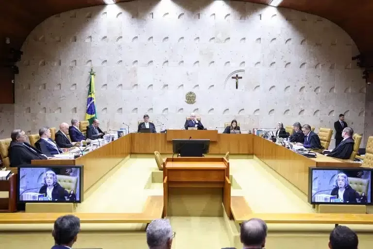 STF impõe freio a “penduricalhos” e corta benefícios extras no Judiciário
