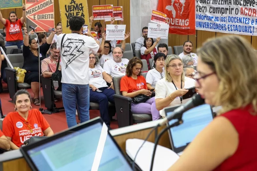Professores de universidades estaduais de MG ameaçam greve por descumprimento de acordo