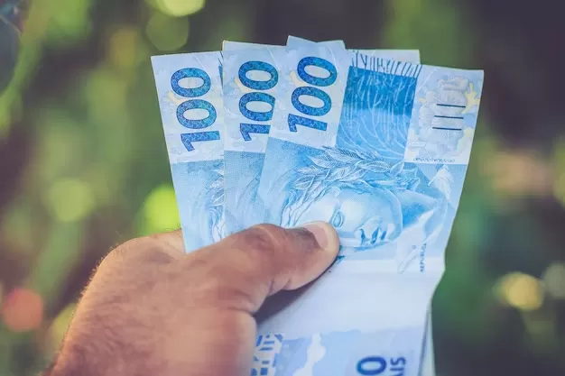 Dívida do Brasil sobe e ultrapassa R$ 8,8 trilhões, aponta Tesouro