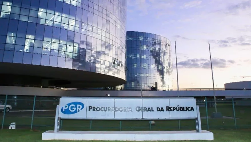 Decisão sobre punição de juízes vai a julgamento no STF