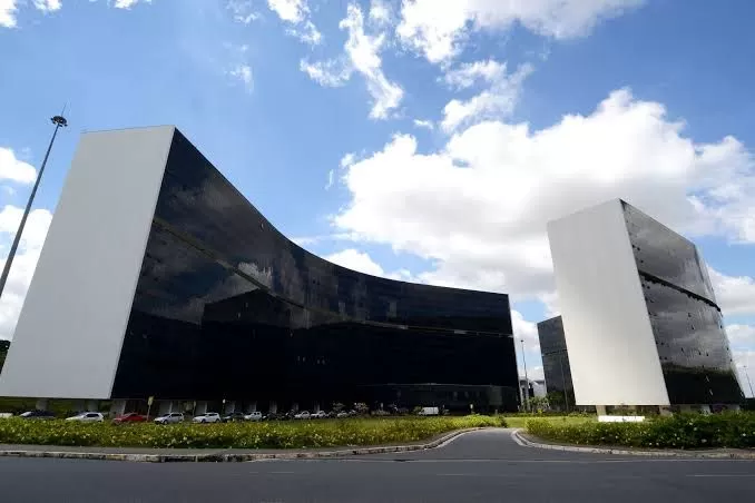 No Dia da Mentira, ouvidoria de MG reforça atendimento digital 24h à população