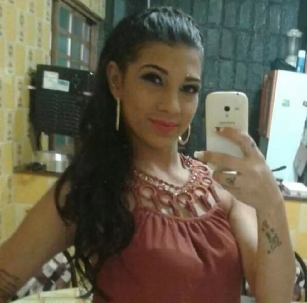 O presidente dos Estados Unidos, Donald Trump, afirma que o país deve deixar o Irã “muito em breve”, com previsão de retirada em duas ou três semanas. A declaração é feita nesta terça-feira, durante conversa com repórteres na Casa Branca, e representa o posicionamento mais direto até o momento sobr