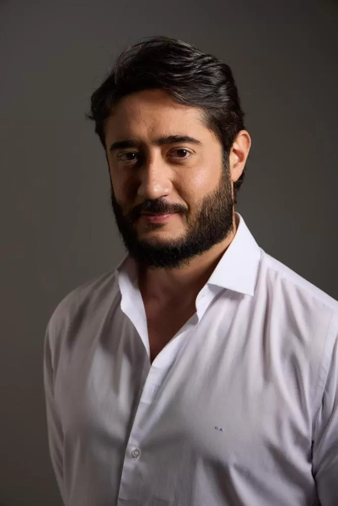 Pré-candidato ao governo, Gabriel Azevedo intensifica viagens pelo interior e projeta alianças para disputa em Minas