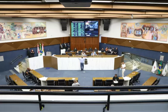 Projeto que prevê exame toxicológico para servidores municipais avança na Câmara de BH