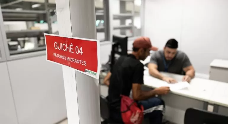 BH já emitiu 1,2 mil passagens para migrantes em situação de vulnerabilidade desde julho de 2025