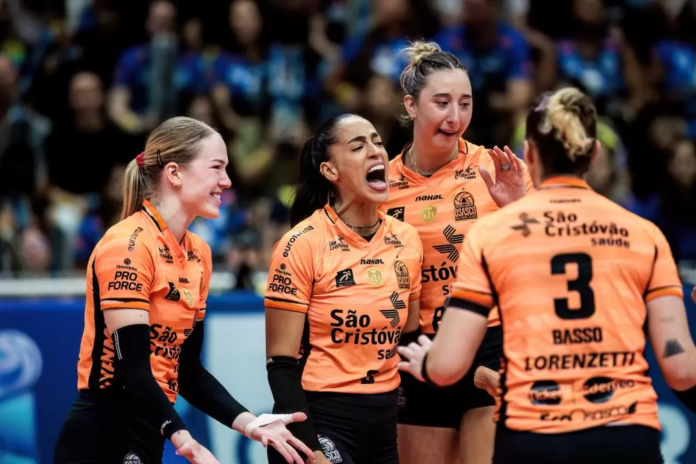 Osasco vence de virada e complica situação do Minas na semifinal da Superliga