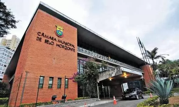 Aprovado na Câmara de BH programa de bebedouros em espaços públicos 