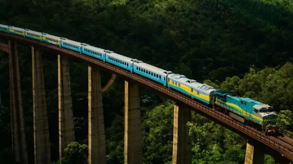 Vale suspende circulação de trem de passageiros entre Minas e Espírito Santo na véspera de feriado