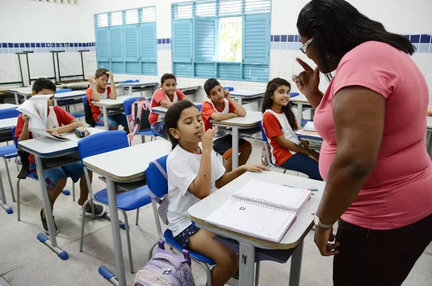 Maioria de alunos com deficiência na rede estadual de MG não recebe atendimento educacional especializado