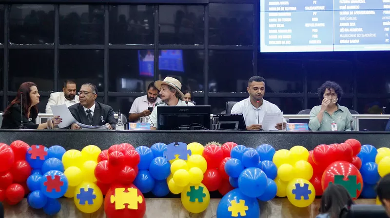 Câmara de Contagem intensifica ações no “Abril Azul” com foco em inclusão e conscientização