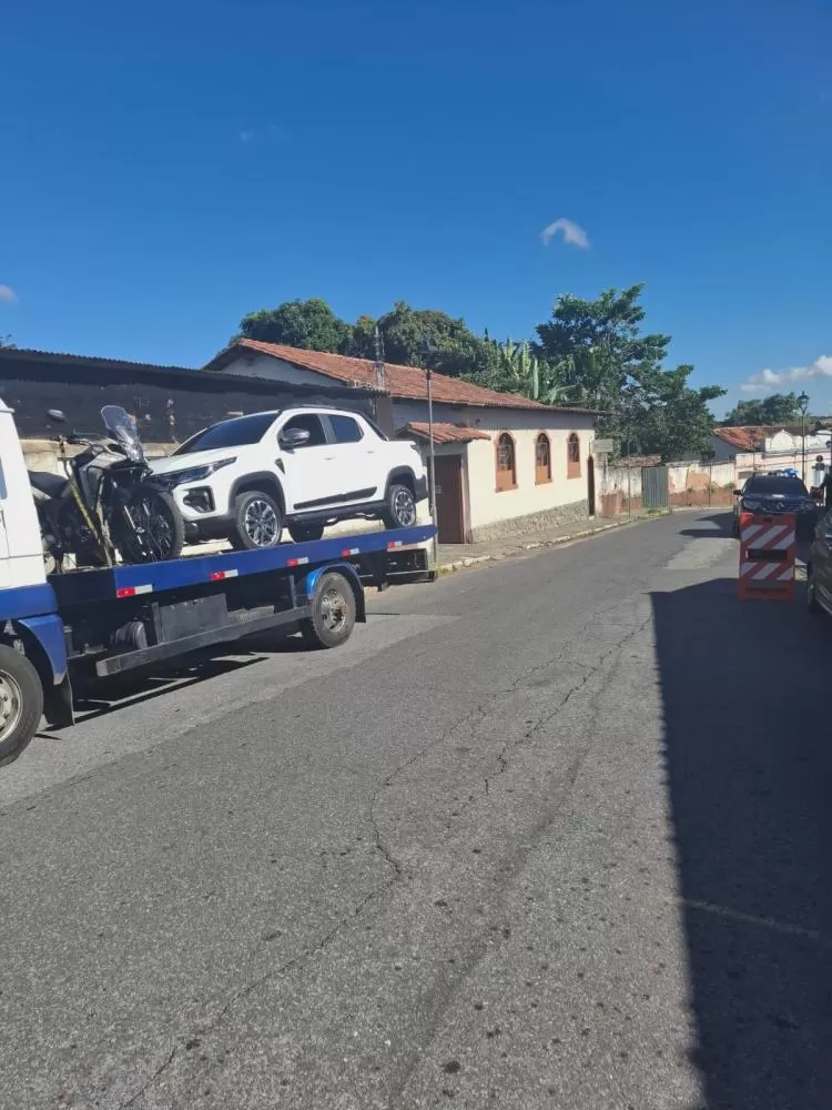 Ex-servidora é presa por fraude; esquema foi identificado após auditoria da prefeitura e prejuízo supera R$ 1,39 milhão