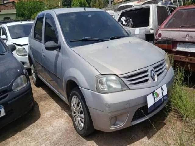 Leilões do Detran-MG ofertam mais de 2,2 mil veículos em 28 municípios de Minas em maio