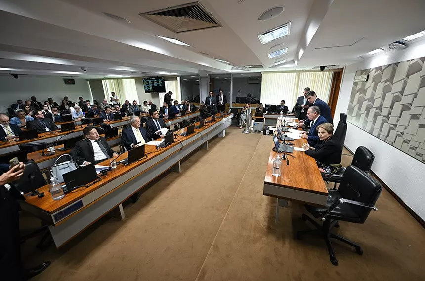 Educação financeira e empreendedorismo podem entrar no currículo escolar