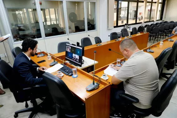 Projeto que proíbe atuação de flanelinhas começa a tramitar na Câmara de BH